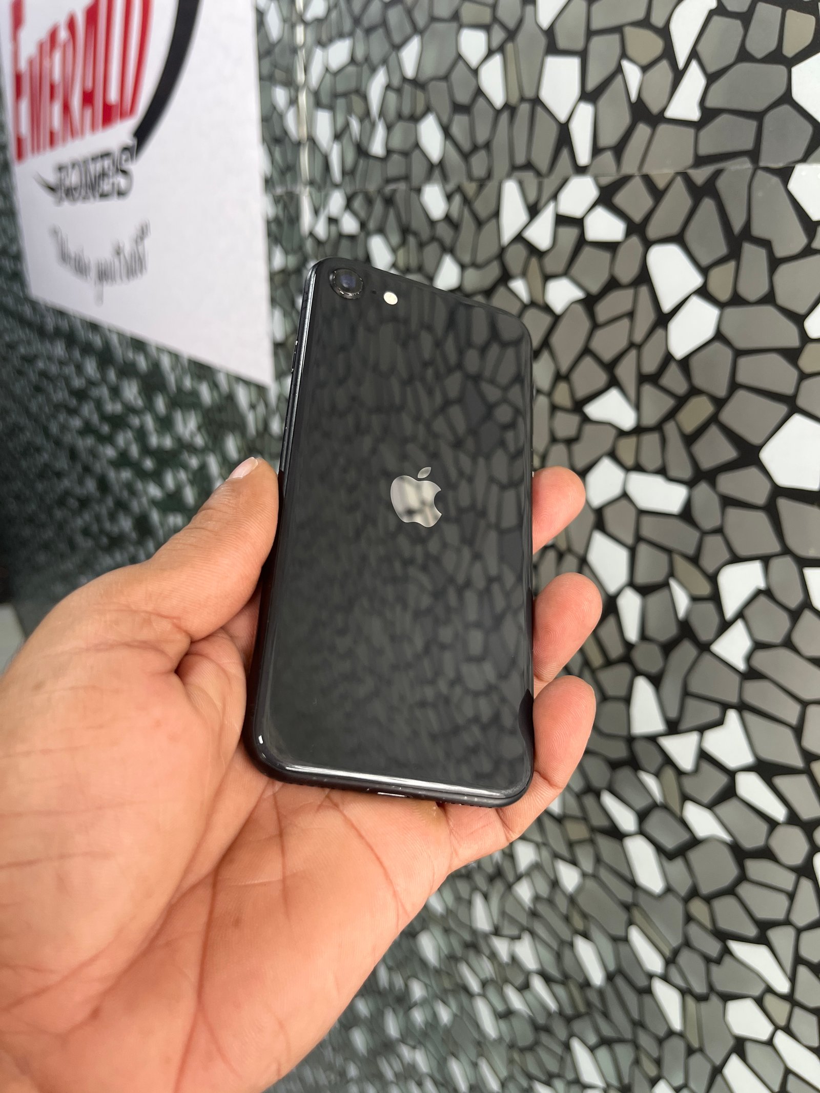 Apple SE-2