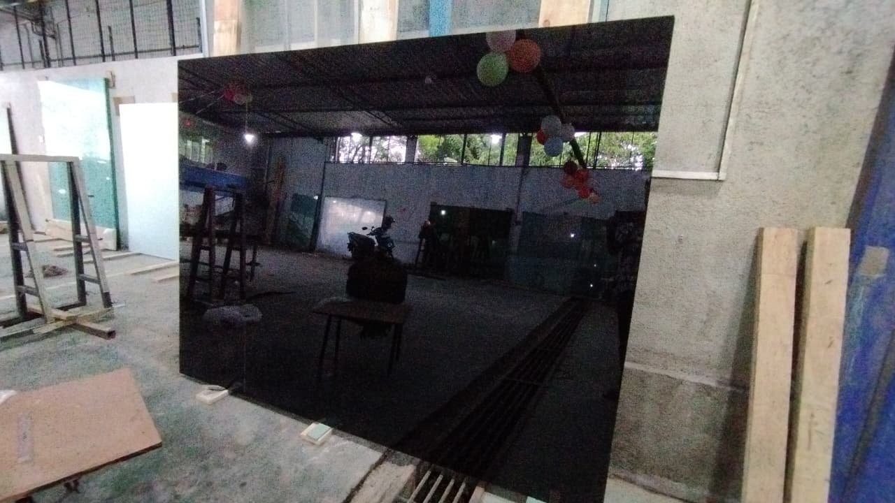 Tinted Glass - 5mm (1 sq. ft)