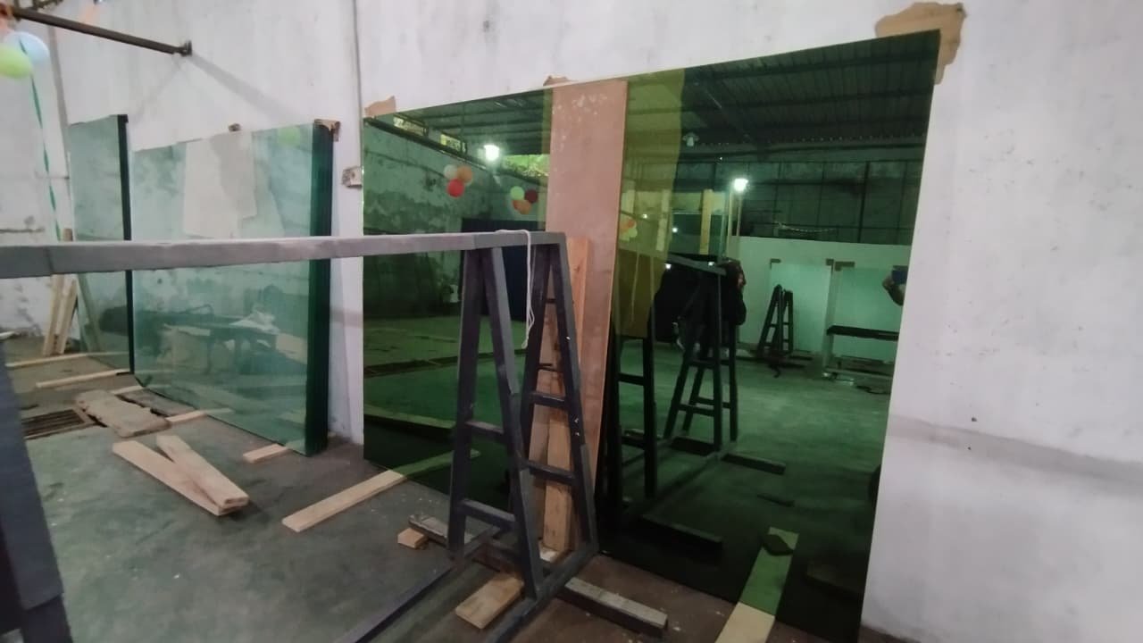 Tinted Glass - 3mm (1 sq. ft)